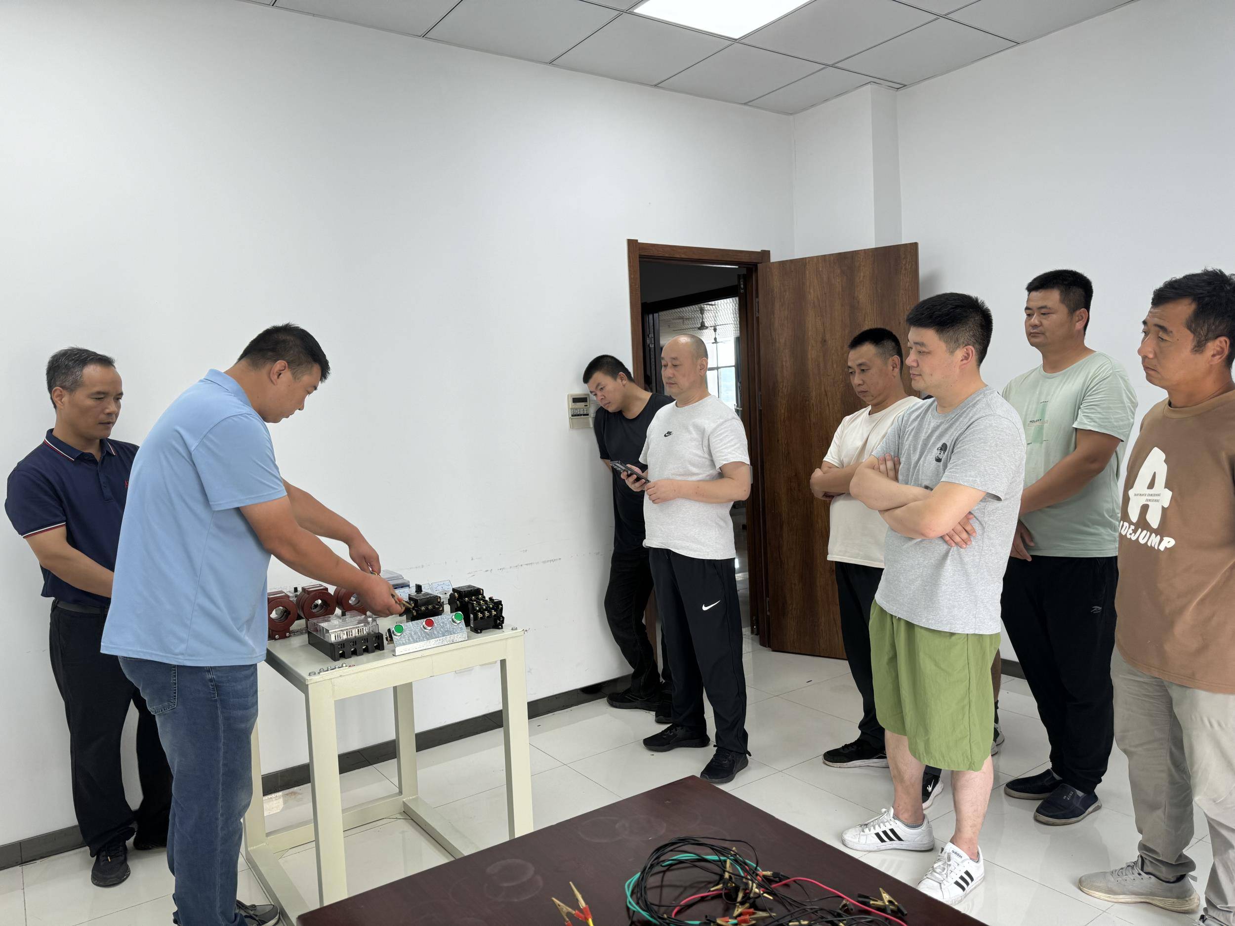 炎炎盛夏，培训无阻