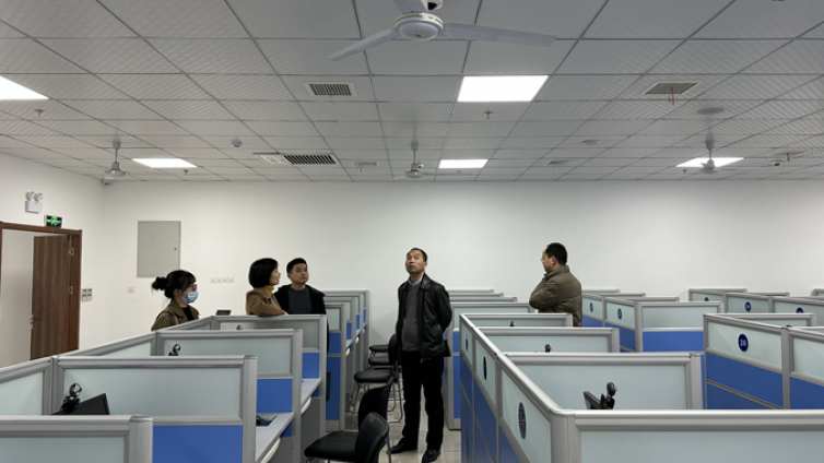 合肥市城乡建设局质量安全处刘晓虎处长、办公室王大保主任莅临中心指导工作